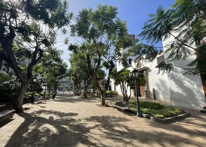 Rooftop View Escape - 1 Minute To Center And Fast Wi-Fi - Special Low Season Price For May And June